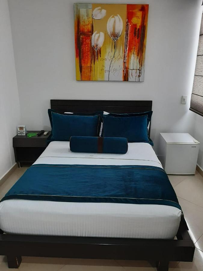 Hotel Medellin Gold Экстерьер фото