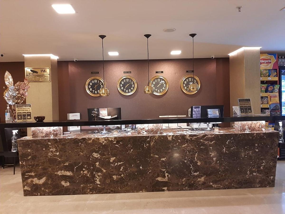 Hotel Medellin Gold Экстерьер фото
