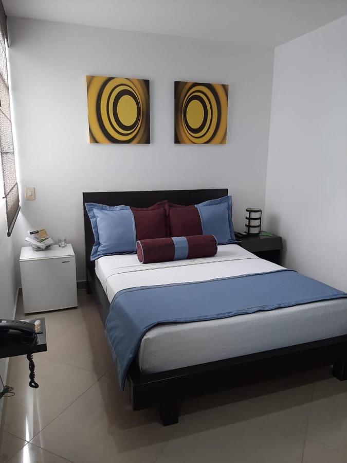 Hotel Medellin Gold Экстерьер фото