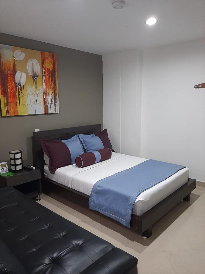 Hotel Medellin Gold Экстерьер фото