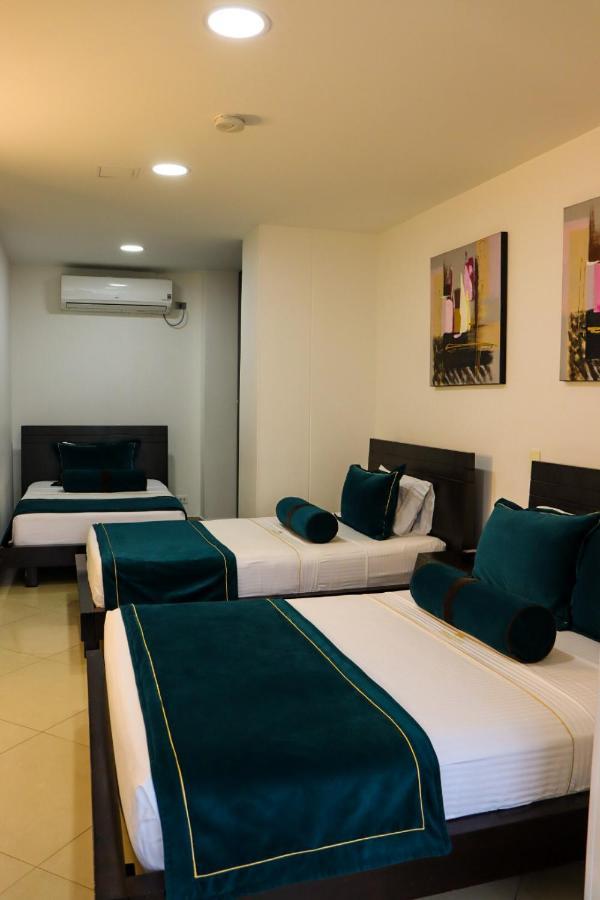 Hotel Medellin Gold Экстерьер фото