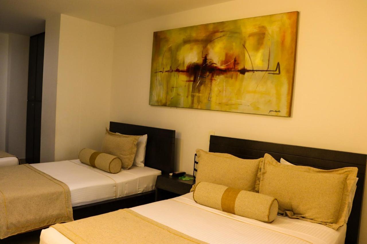 Hotel Medellin Gold Экстерьер фото