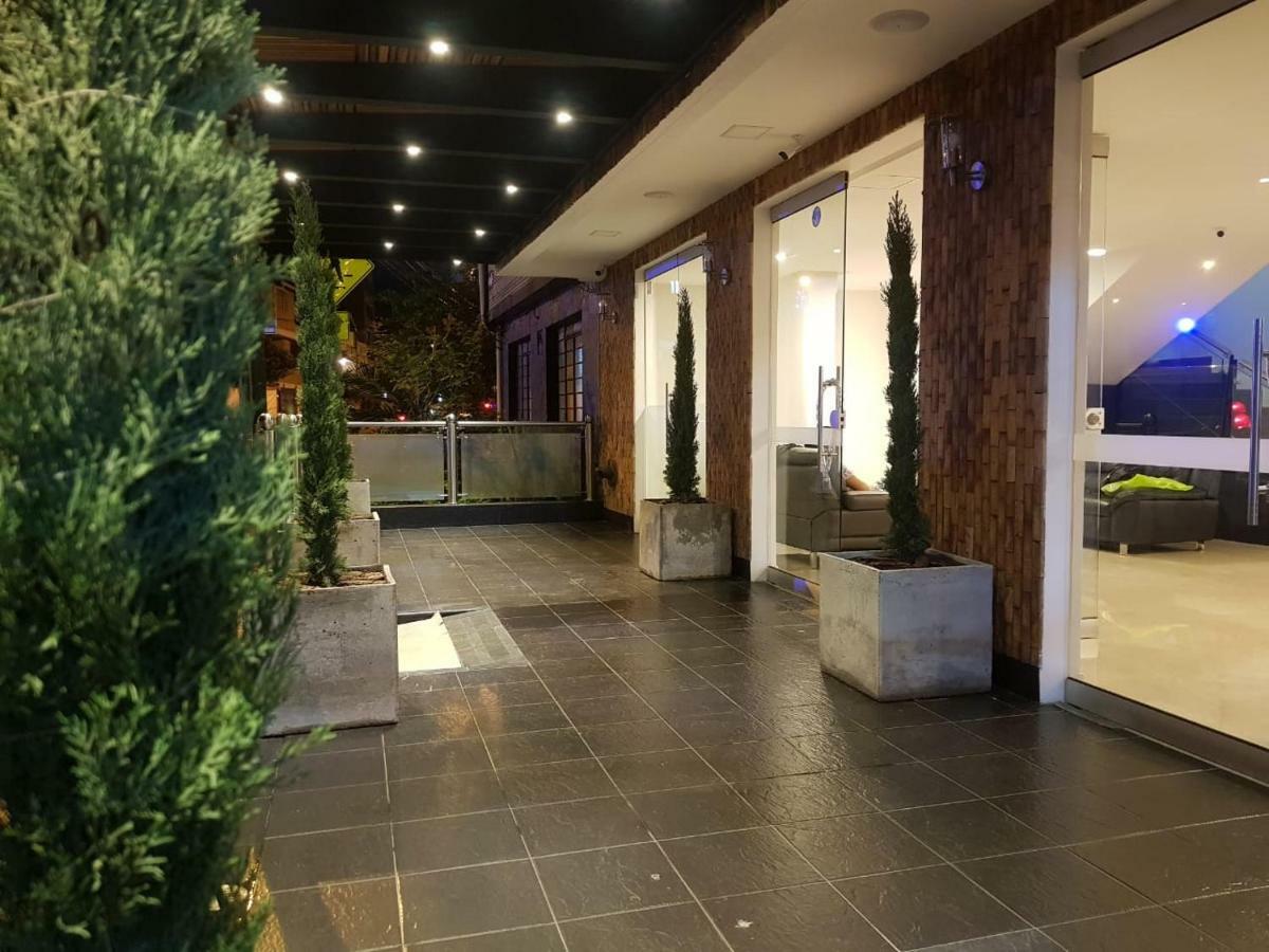 Hotel Medellin Gold Экстерьер фото